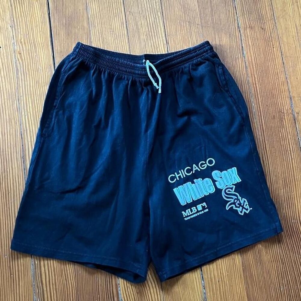 Hanes Men's Black and Navy Shorts